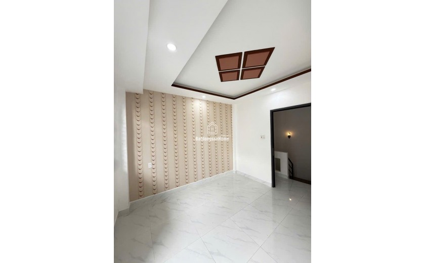 D2075 ⚡️ nhà Nguyễn Văn Nghi GV, SHR, Vuông, 3 tầng, 3.x tỷ